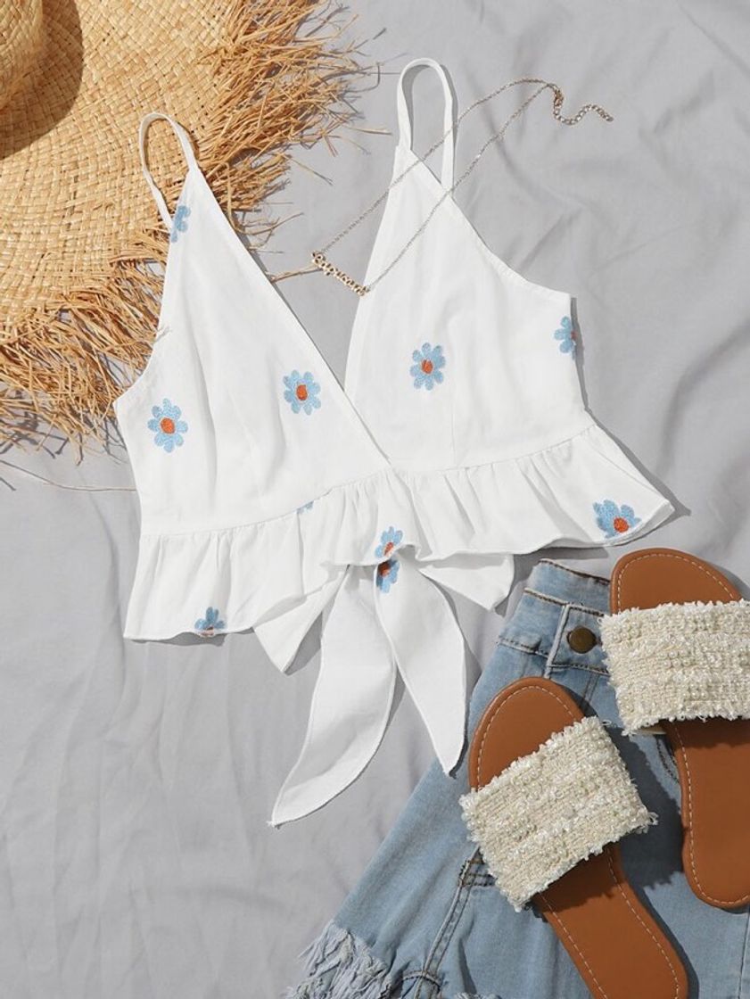 Social Top De Tirantes Con Bordado Con Flor Bajo Fruncido