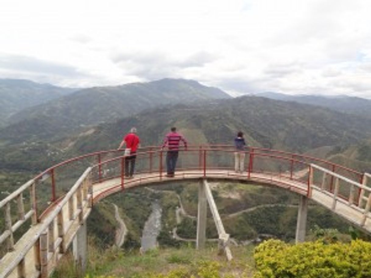 Restaurantes Mirador del magdalena isnos