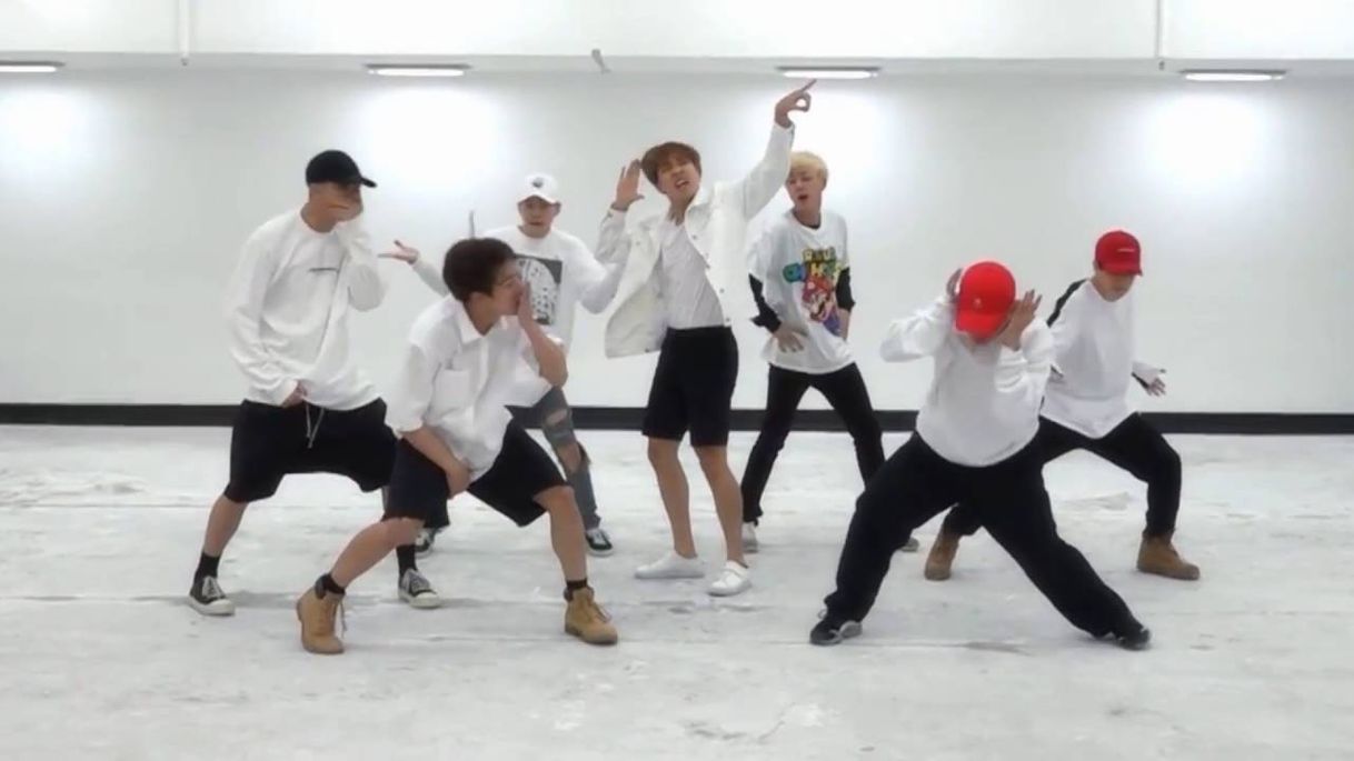 Moda BTS (ON) ' mirrored Dance Practice - YouTu