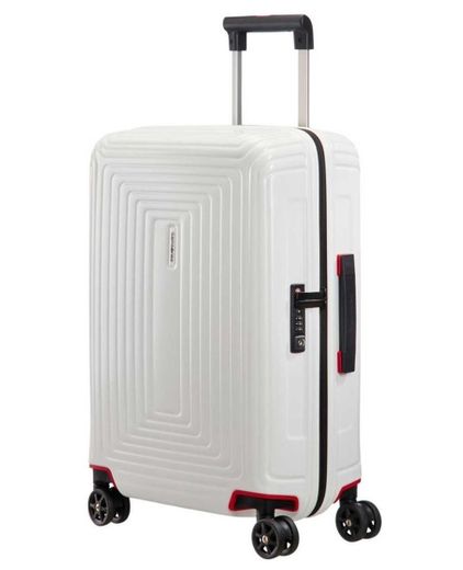 Samsonite - Durable & Innovative Luggage, Business Cases ...