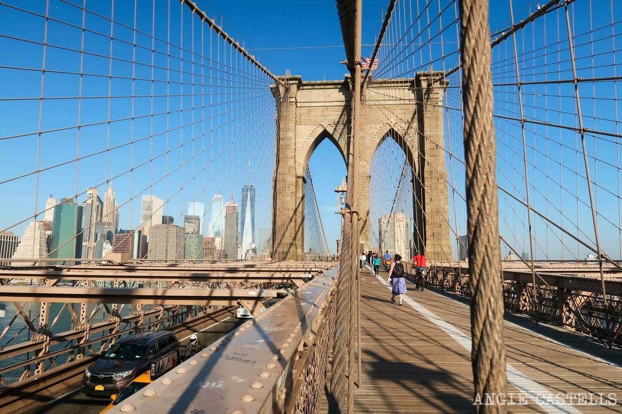 Place Brooklyn Bridge