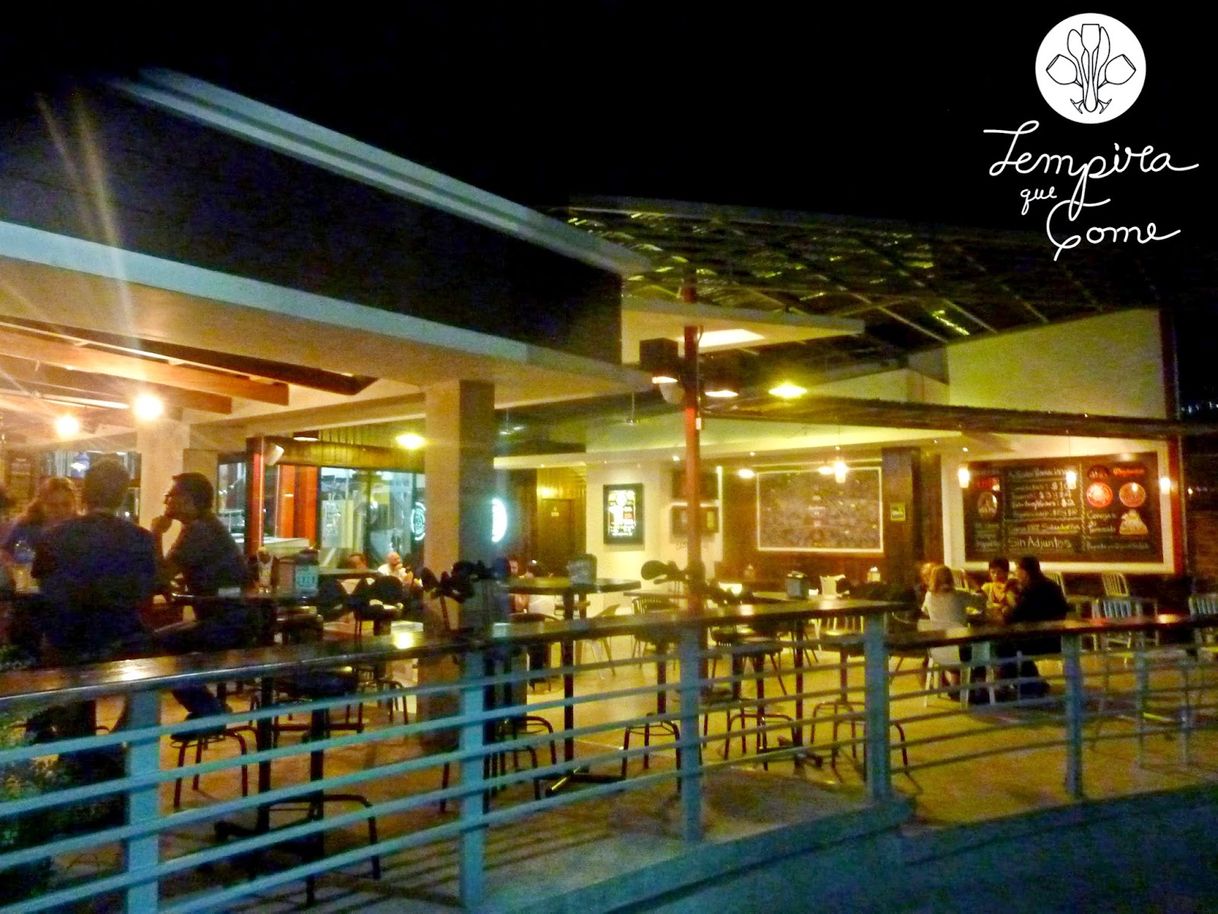 Restaurants La 20 cervecería Zona Rosa