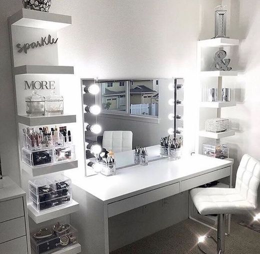 Makeup desk, all white with mirror and drawers 