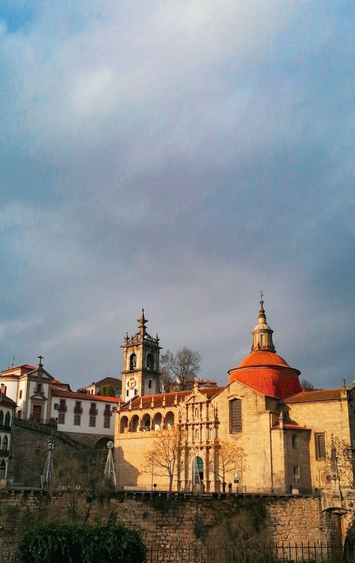 Lugar Igreja de S. Gonçalo de Amarante