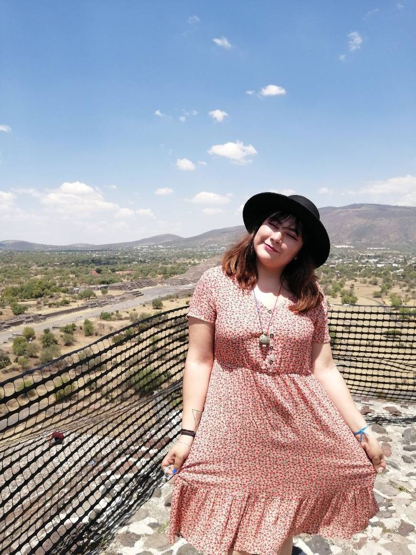 Lugar Teotihuacan Pyramids- Botanical Gardens