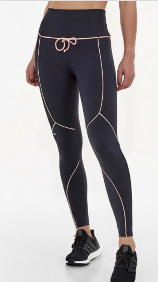 Social 𝙻𝚎𝚐𝚐𝚒𝚗𝚐 𝚋𝚘𝚍𝚢 𝚝𝚎𝚡 𝚋𝚛𝚎𝚎𝚣𝚎