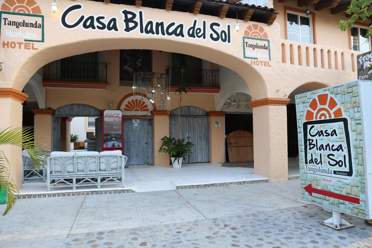 Lugar Hotel Casa Blanca del Sol, Bahía Tangolunda