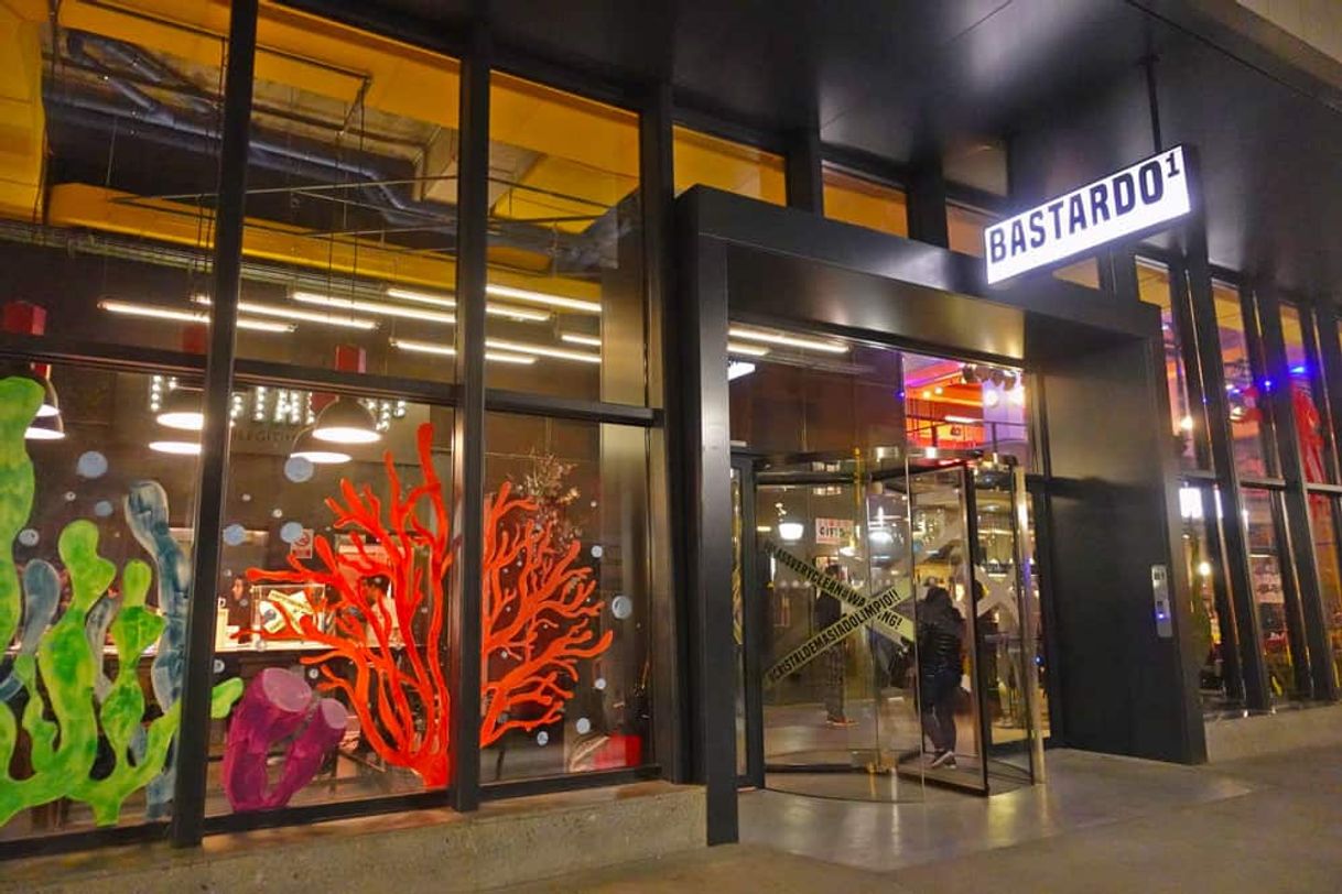 Restaurants Bastardo Hostel