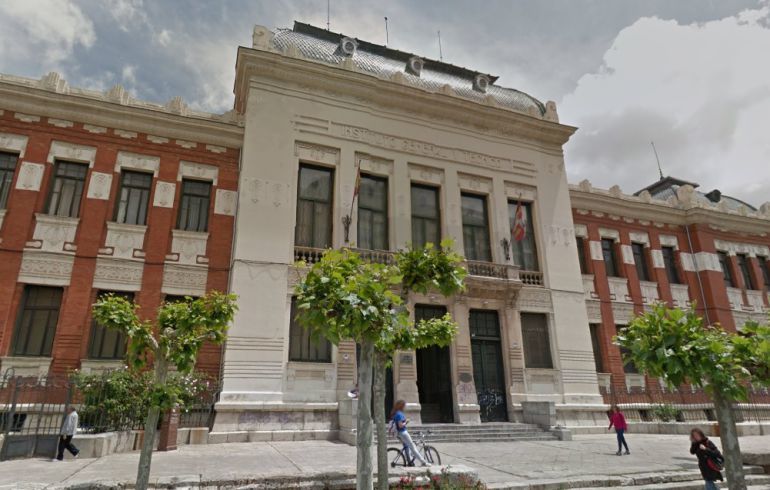 Place Instituto de Educación Secundaria Jorge Man­ri­que