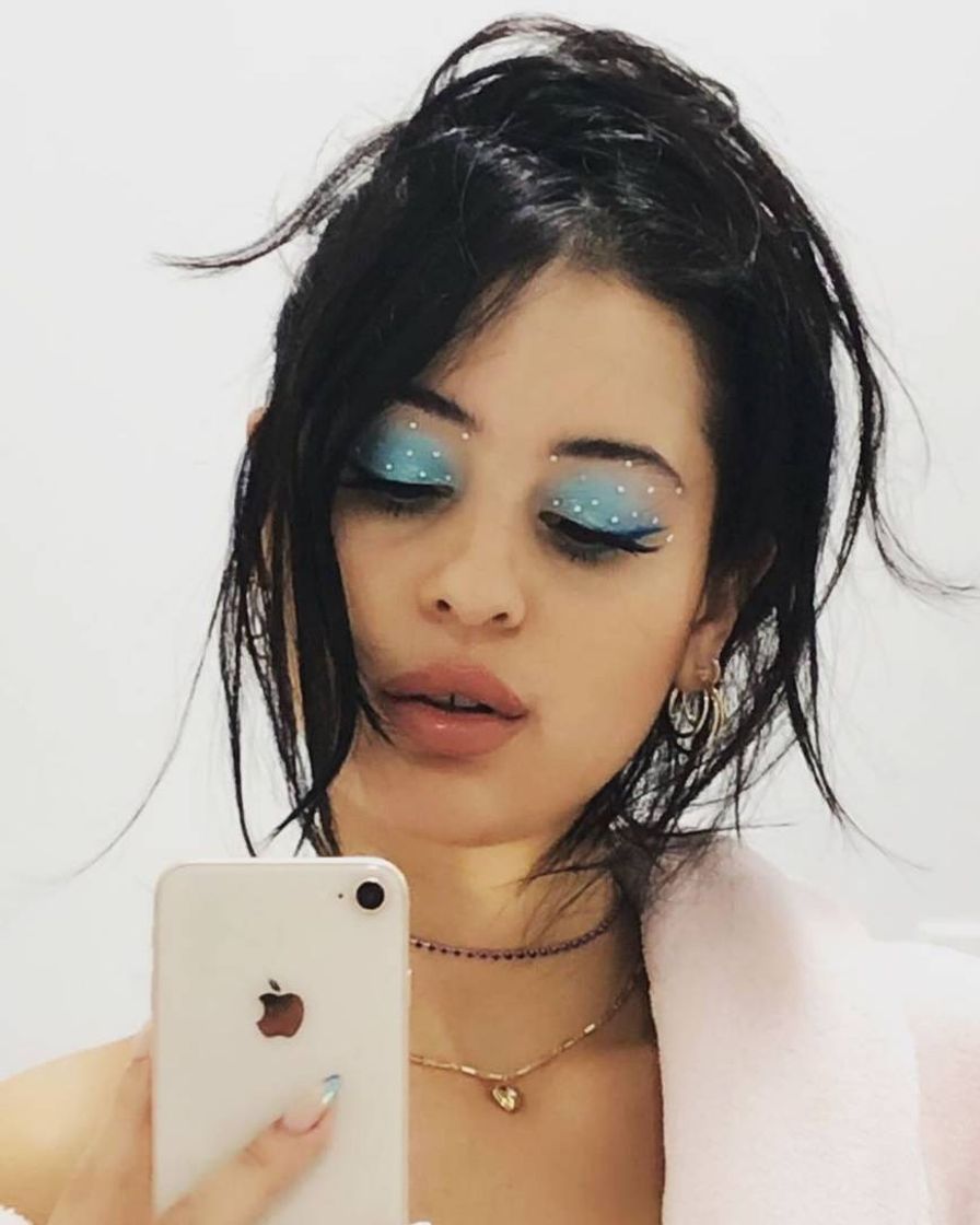 Social blue eyeshadow 