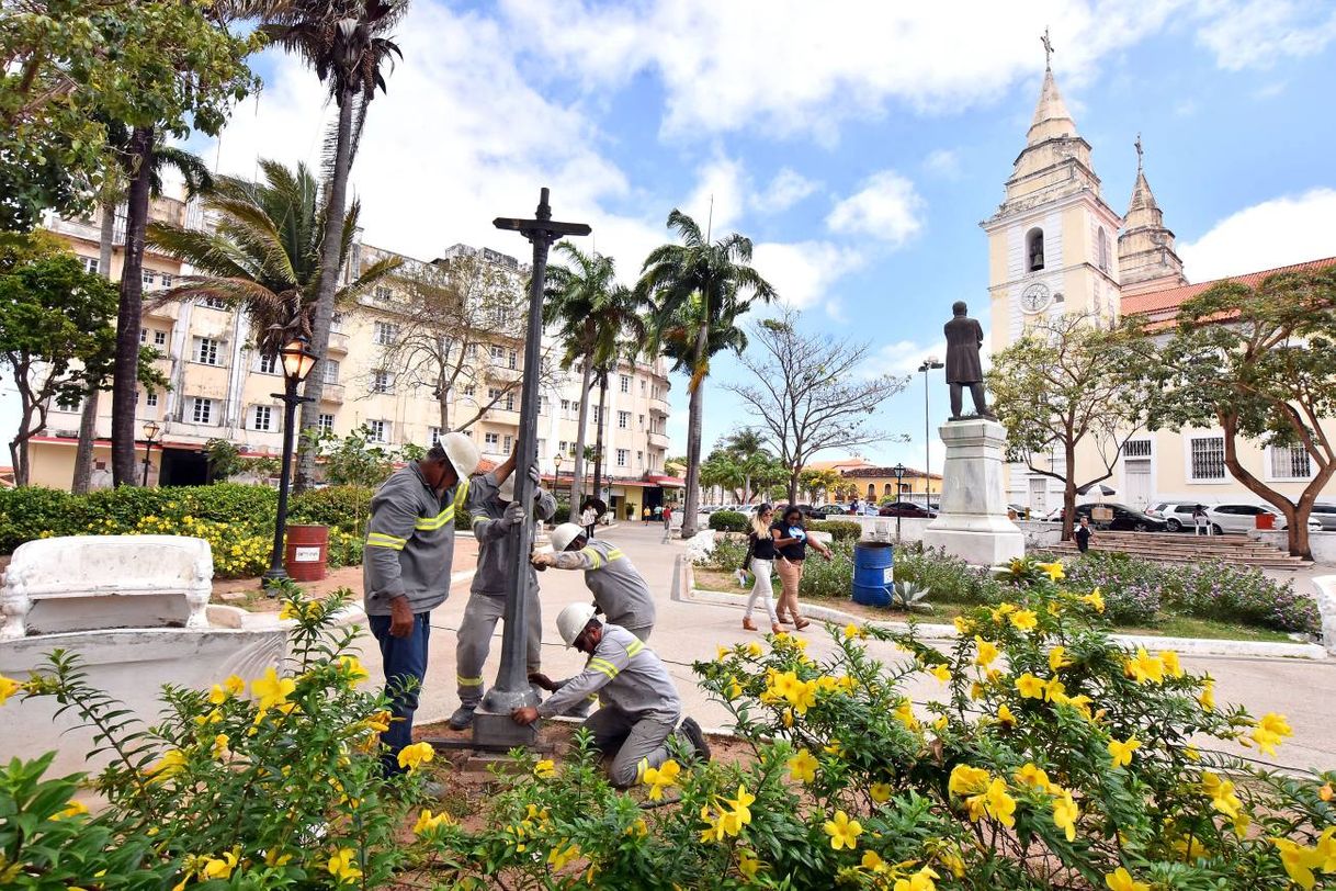 Place Praça Benedito Leite