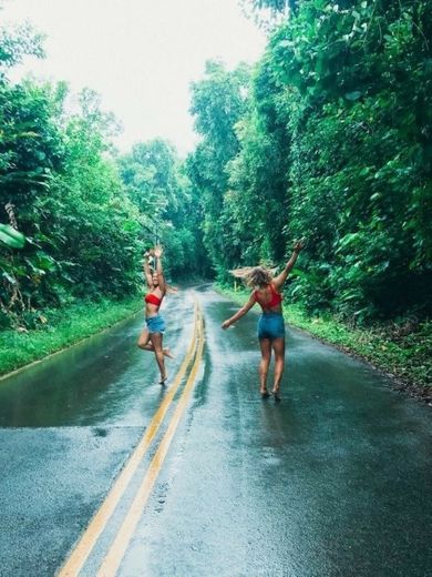 Como se divertir com a amiga nesse verão ✨