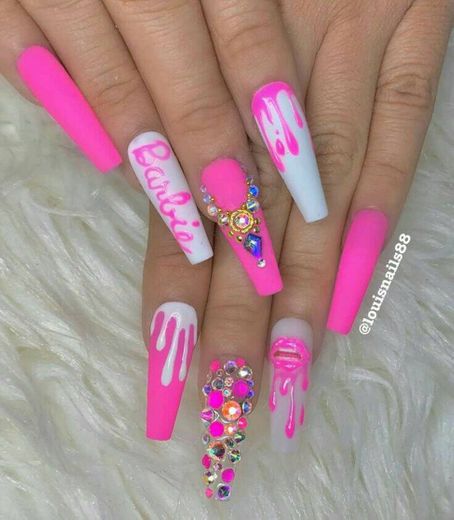 Unhas da barbie