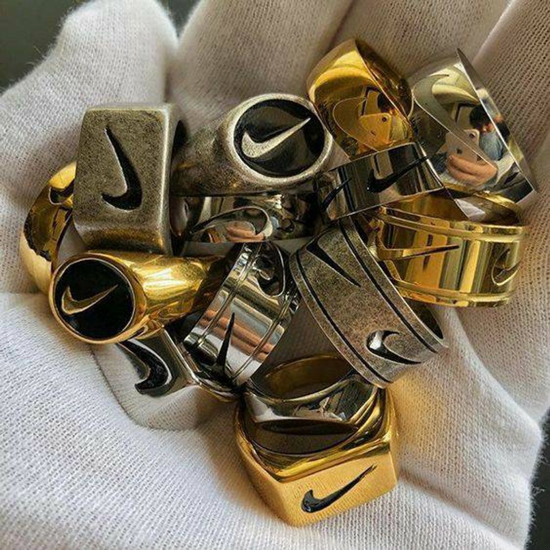 Social Nike 💛💛