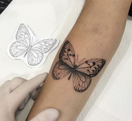 Pin by Fernandasanto on Tatoo | Tattoos, Hibiscus tattoo, Flower ...