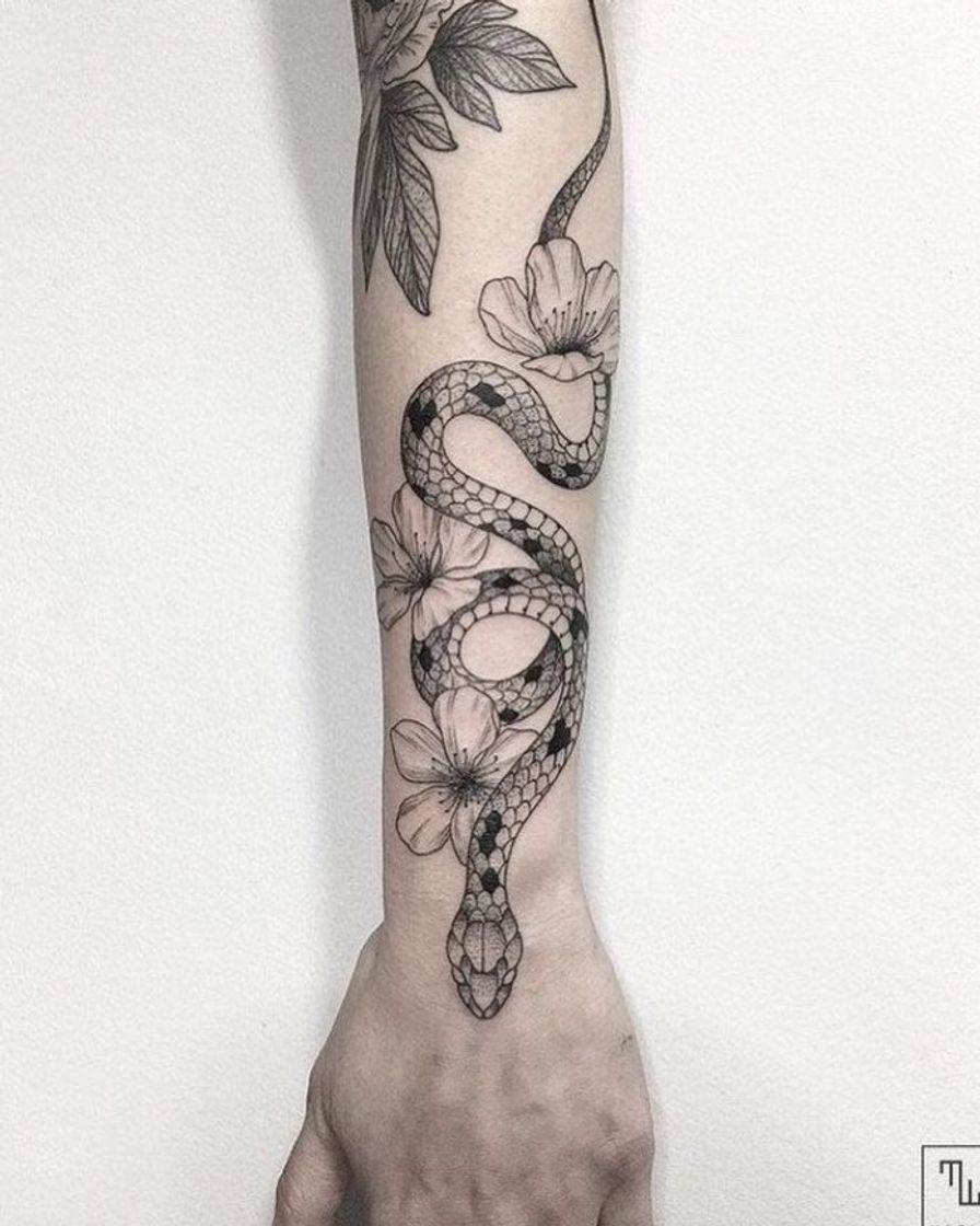 Social Tatuagem de cobra e flores