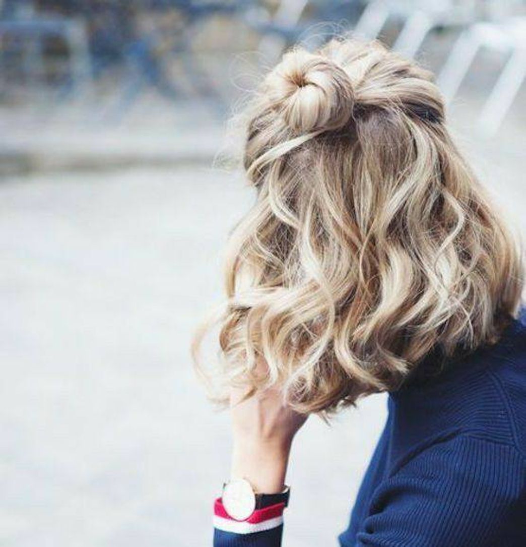 Moda Cabelo curto com luzes 💜