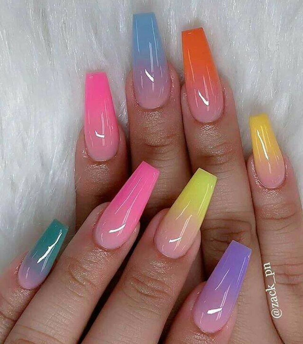 Social Unhas colorida 