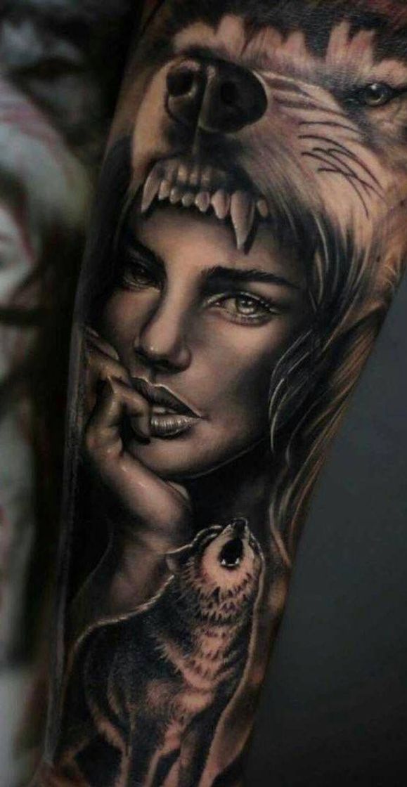 Social Oque você acha desse estilo de tatuagem?✒️💥