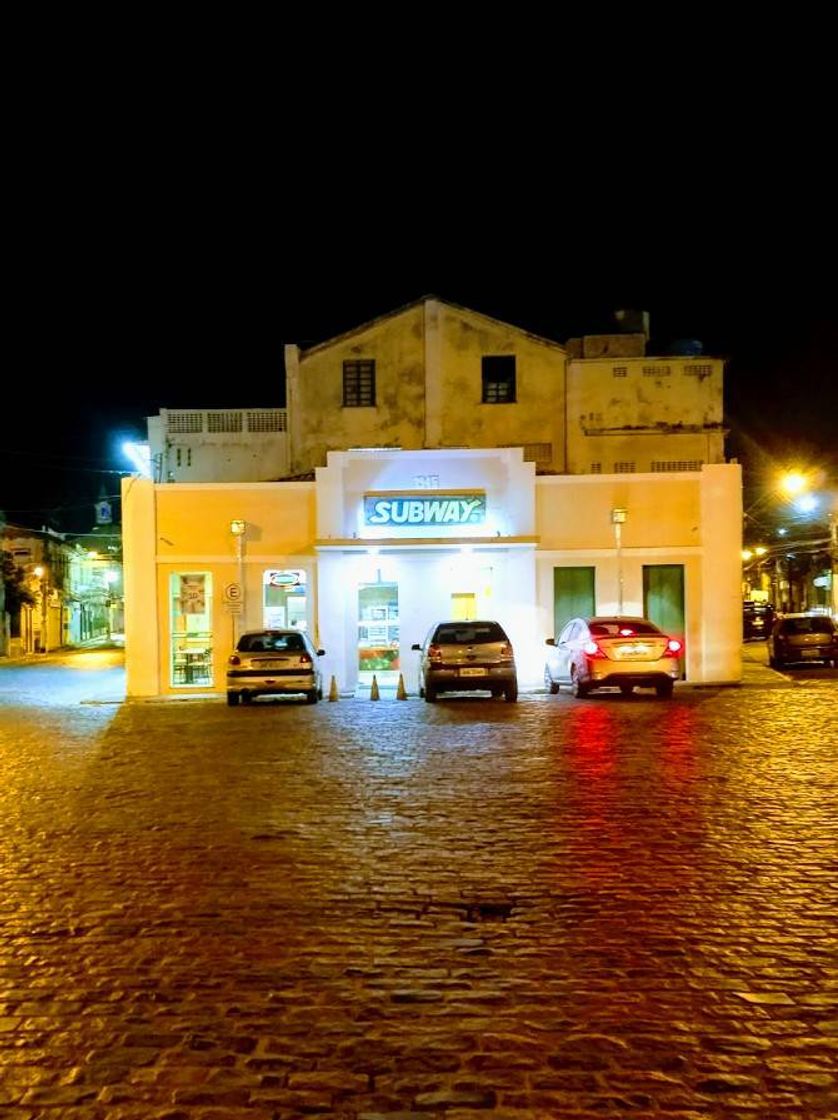 Restaurants Subway