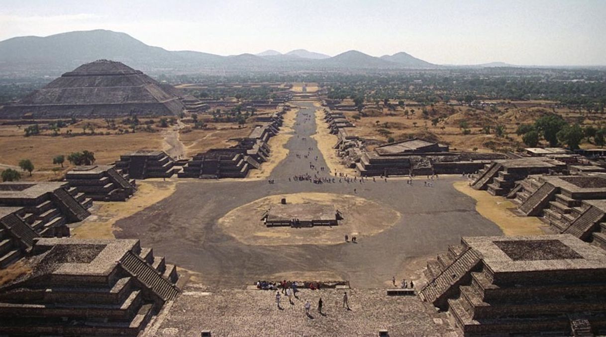 Place Piramides De Teotihuacan