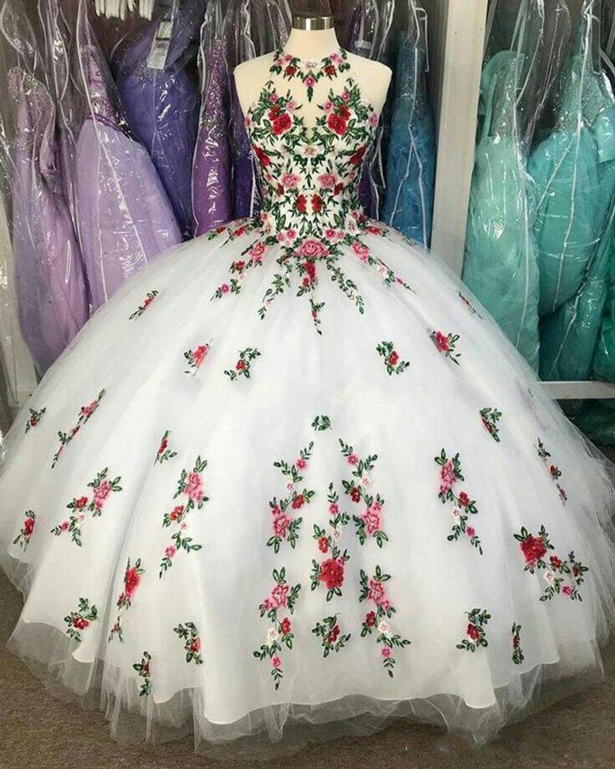 Fashion Vestidos de 15 anos branco com flores vermelhas e rosas