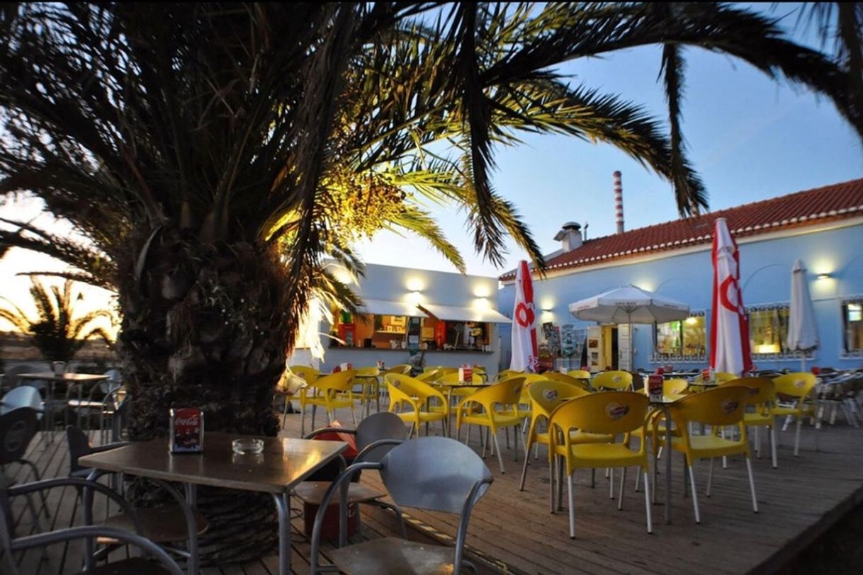 Restaurantes Kalux Beach Bar & Surf School