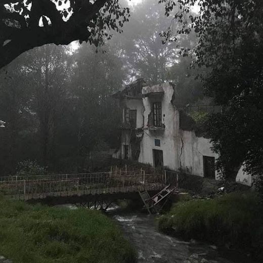 Casa de las brujas, mineral del chico - Hidalgo - Mexico 
