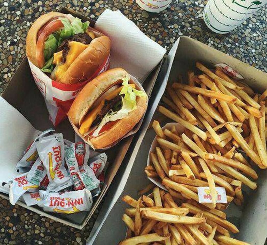 Moda 🍔🍟