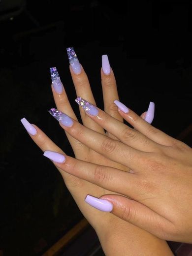 Uñas violeta!