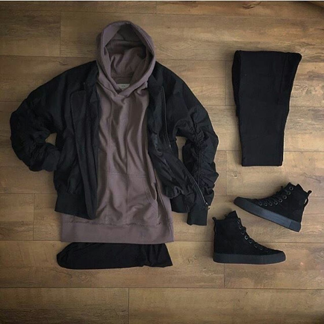 Social Combinación de ropa en colores oscuros 