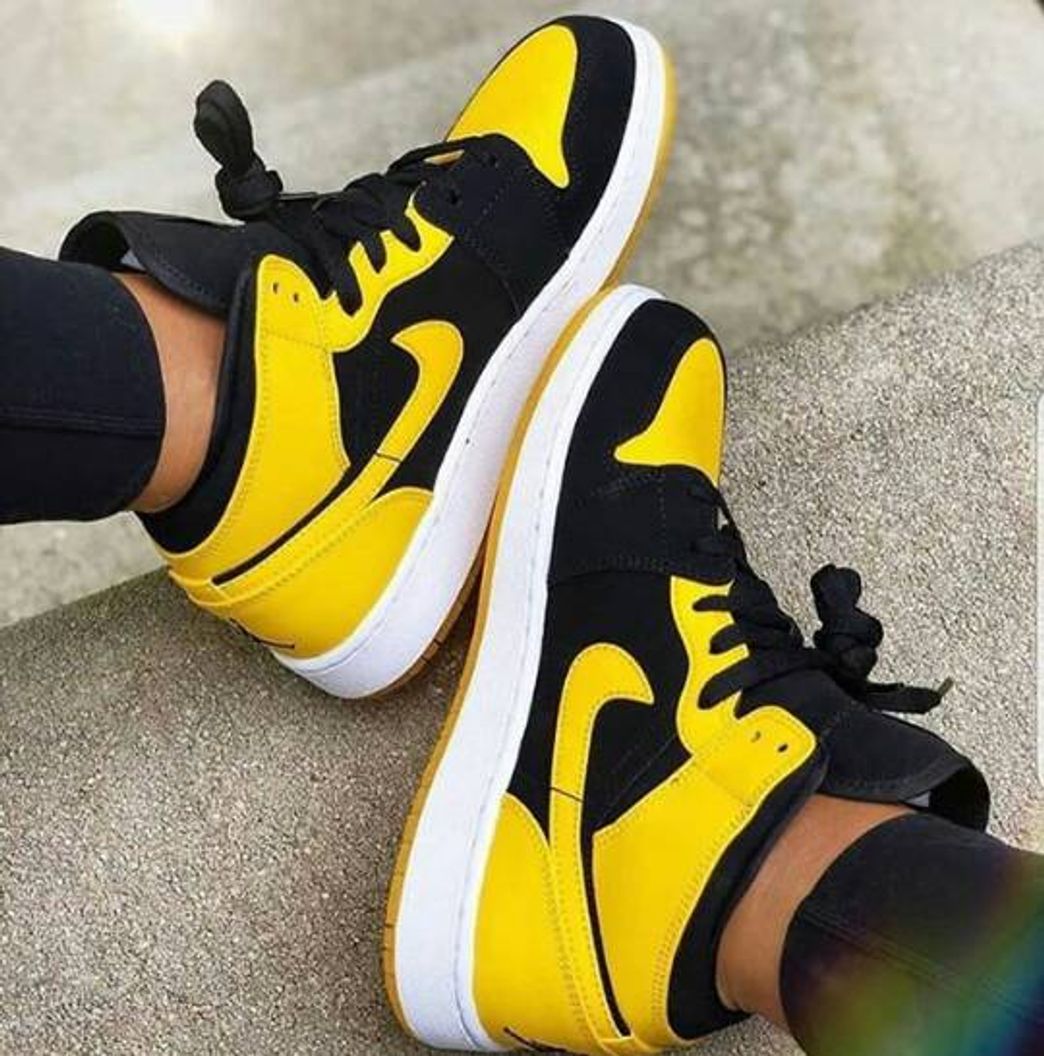 Social Nike Air Jordan 1 Mid Se, Zapatos de Baloncesto para Hombre, Negro