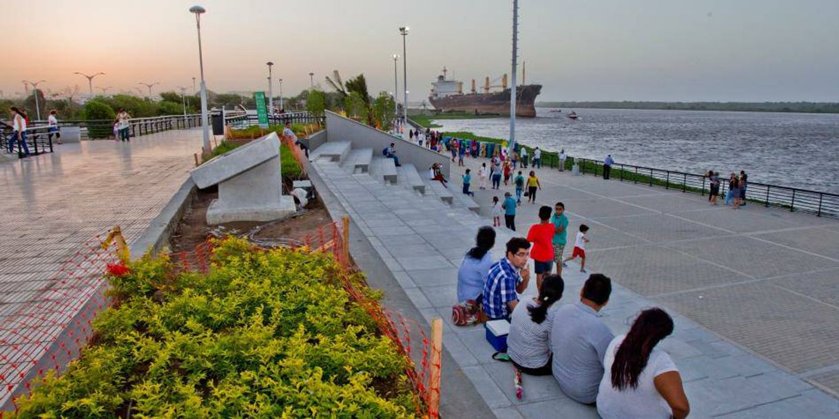 Place Malecón Turístico Rio Magdalena Barranquilla Colombia l