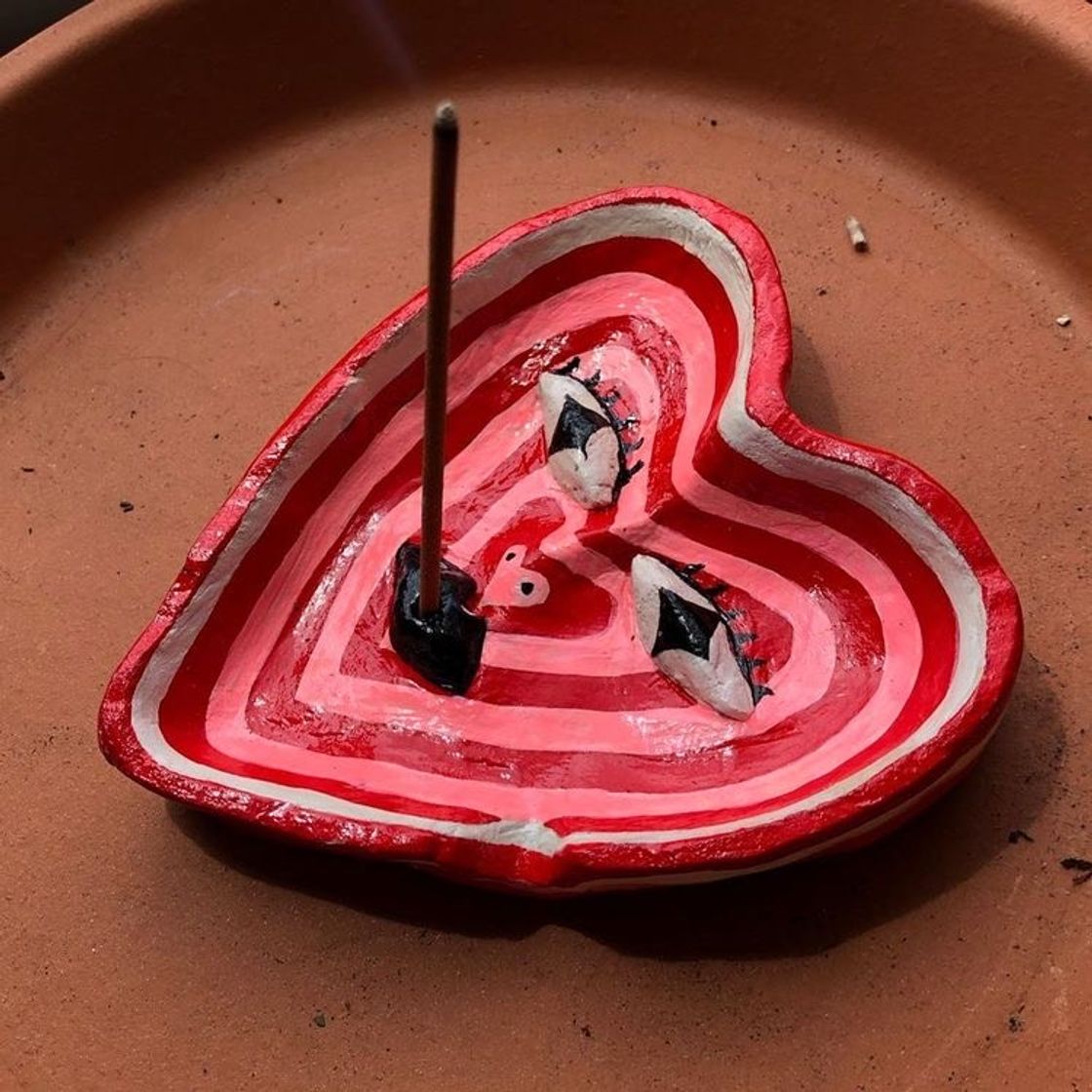 Fashion heart incense holder