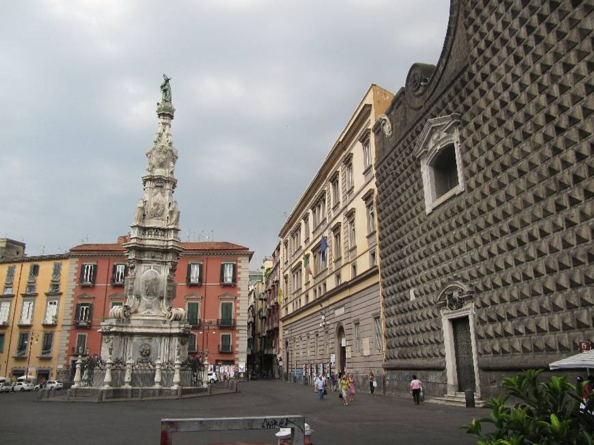 Lugares Piazza del Gesù Nuovo