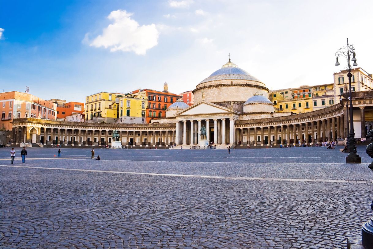 Place Piazza Plebiscito