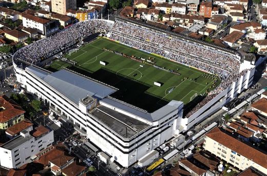 Estádio Urbano Caldeira ( vila belmiro )