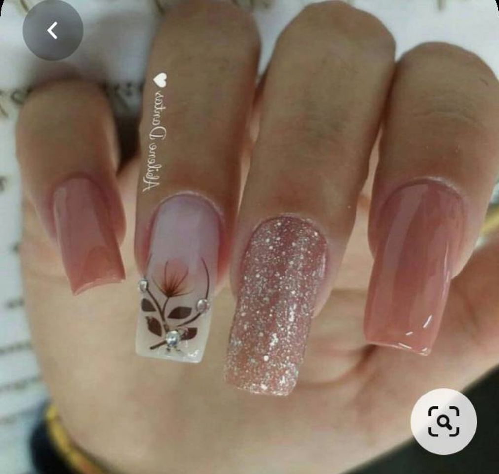 Social Trendy nails