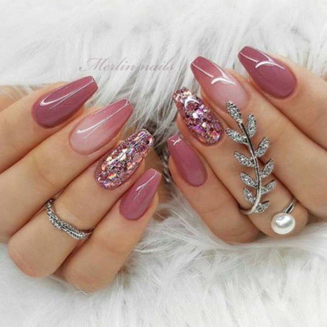 Social @marlin_nails instagram 
