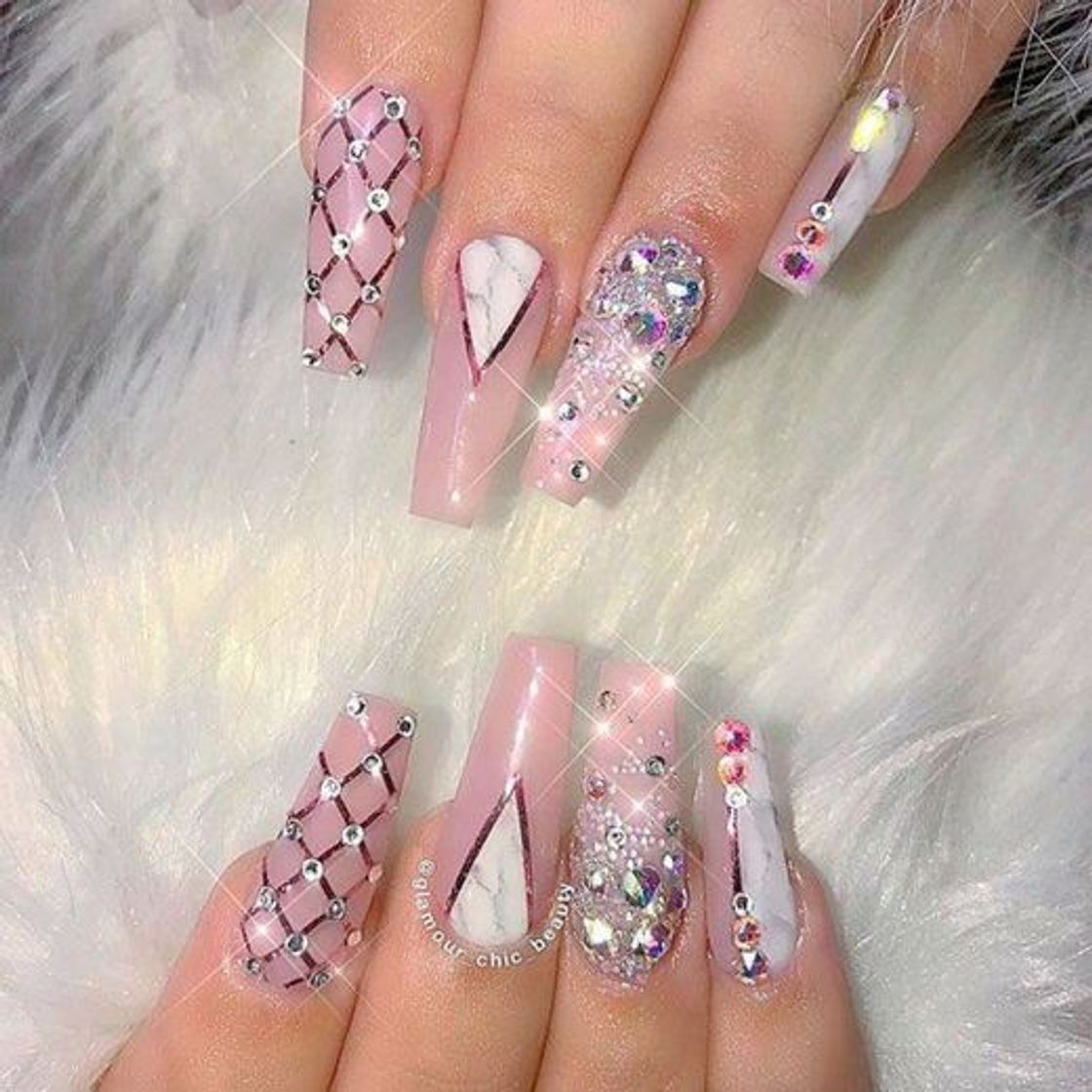 Moda Gorgeous Light Pink Nails