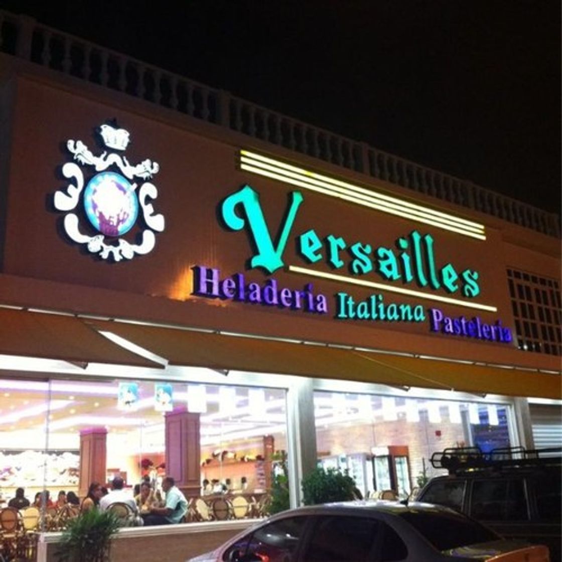 Place Heladería Versailles