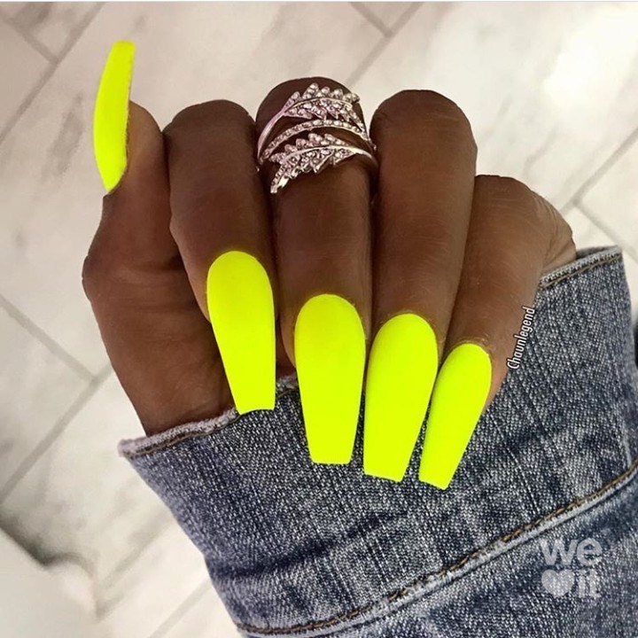 Fashion Amarillo Neon 💛