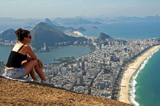 Morro Dois Irmãos - Two Brothers Hill