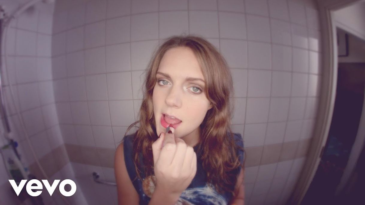 Fashion Tove Lo - Habits (Stay High) - Hippie Sabotage Remix - YouTube