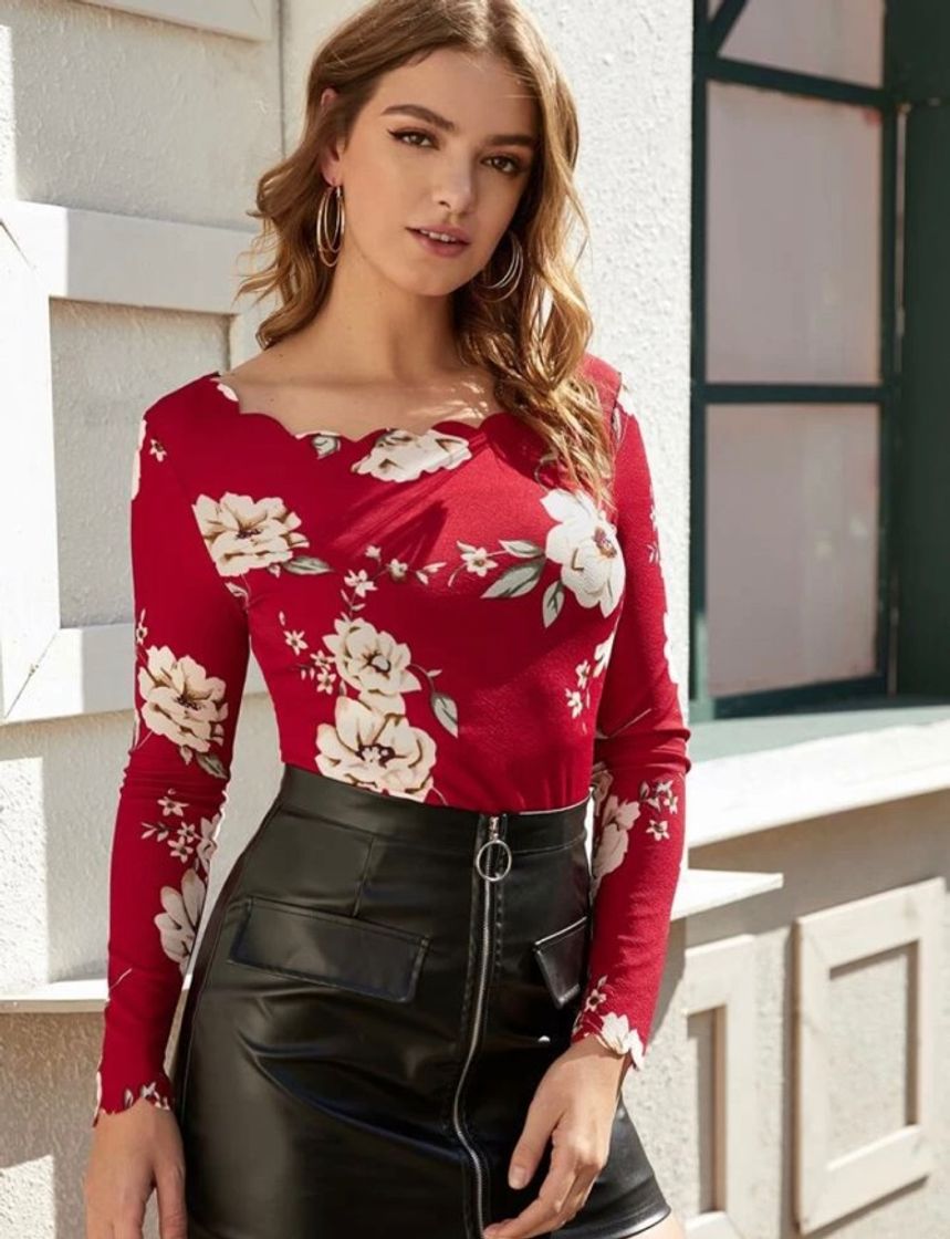 Fashion Scallop Trim Floral Print Top