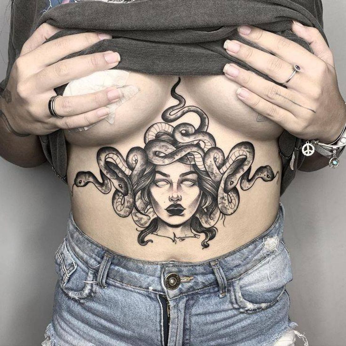 Moda Tattoo Medusa!