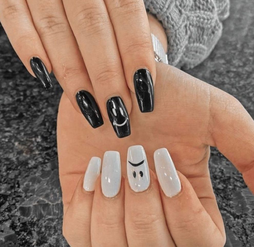 Fashion nails 