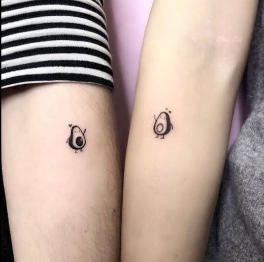 Tatuagem com a melhor amiga 