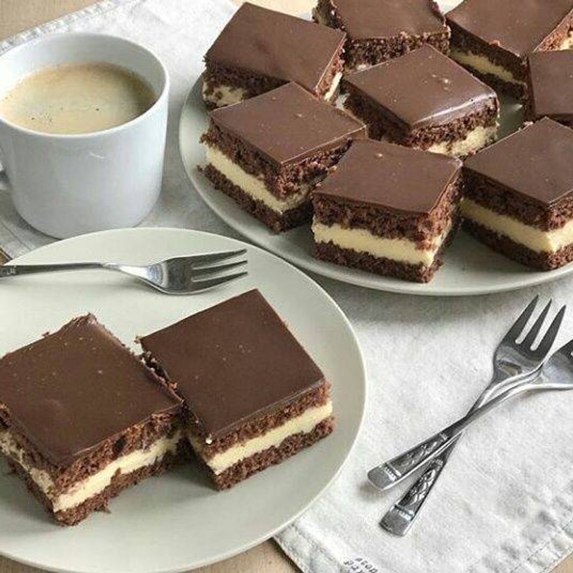 Social Chocolate Cake Bars