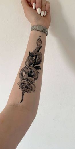 linda tatuagem de cobra😍